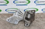 Nissan Qashqai 1 5 DCI top engine mounting bracket bush driver side 2008