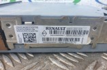 Renault Clio MK2 Campus CD Player Radio Head Unit Display 8200633639 PART NUMBER