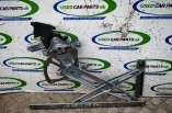 Toyota Auris 2006-2012 Front Right Window Regulator Motor 85701-02010 (4)