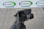 Toyota Avensis MK2 FRONT wiper motor 5 pin