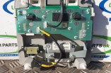 Toyota Avensis MK3 front interior light
