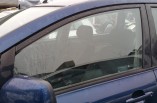 Toyota Avensis Verso door window glass passengers front 2001-2005