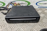 Toyota Corolla Verso MK2 Mobile DVD Player PZ462-00371-00 (2)