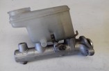 Toyota Hiace D4D brake master cylinder 2000 2001 2002 2003 2004 2005