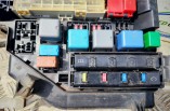 Toyota Prius MK2 1 5 Petrol Hybrid Fuse Box Relays Engine Bay (2)