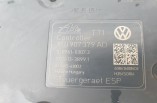 VW Golf MK5 TDI ABS Pump ECU 1K0614517 BD 1K0907379AD 2