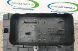 VW Golf MK5 main relay fuse box under bonnet 1K0937125A PART NUMBER