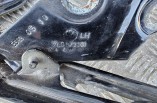 VW Touareg MK1 Bonnet Hinges Pair Black 7L6823301 7L6823302 (3)
