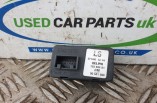 Vauxhall Astra G MK4 electric window switch drivers front 4 way 90561086 13363401