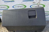 Vauxhall Zafira B MK2 Glove Box 13150269 (2)
